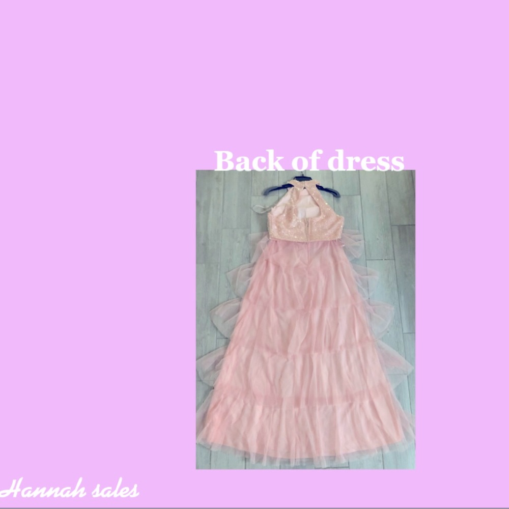 NOT A KIDS SIZE JUINORS! Prom dress/ formal
